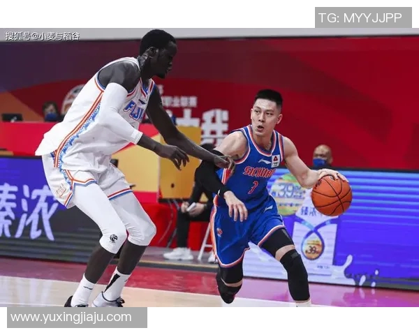 深圳飞盘队防守策略揭秘：如何在比赛中提升防守效率与团队协作