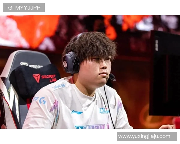 赛后复盘：深入剖析BLG与EDG在比赛中的默契配合与战术执行