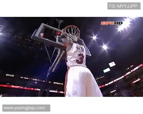 07年韦德与科比经典对决视频回顾展现篮球巅峰对抗的精彩瞬间 07年韦德与科比经典对决视频回顾展现篮球巅峰对抗的精彩瞬间